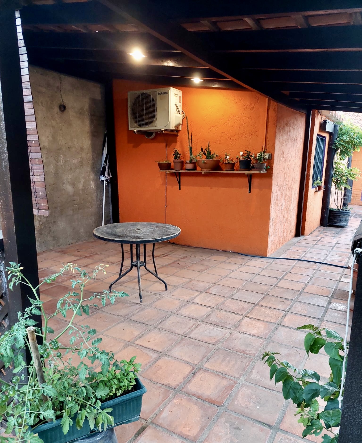 4d0eb200-9bb2-4fcb-a525-d1a89571fd92